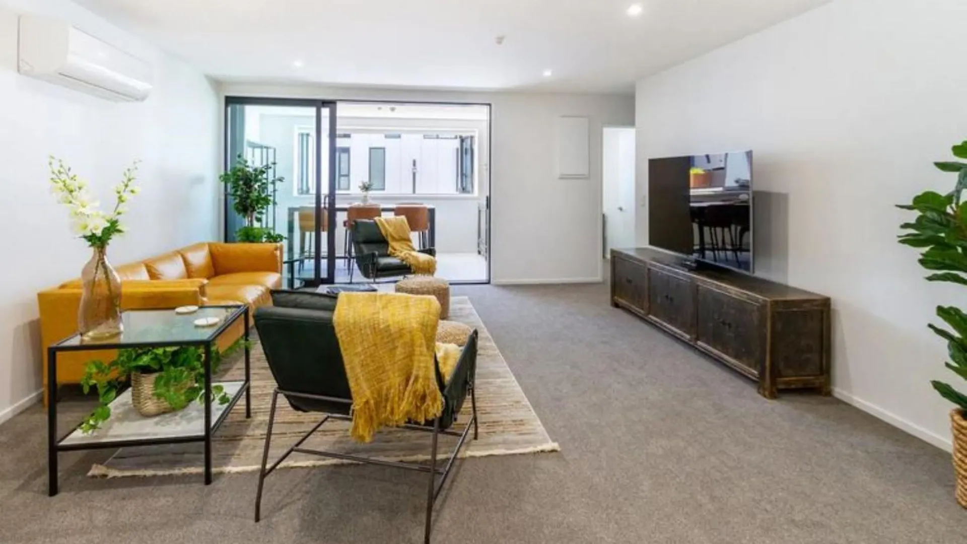 Your Ultimate Getaway Awaits! 3 Bedroom Christchurch Apartment