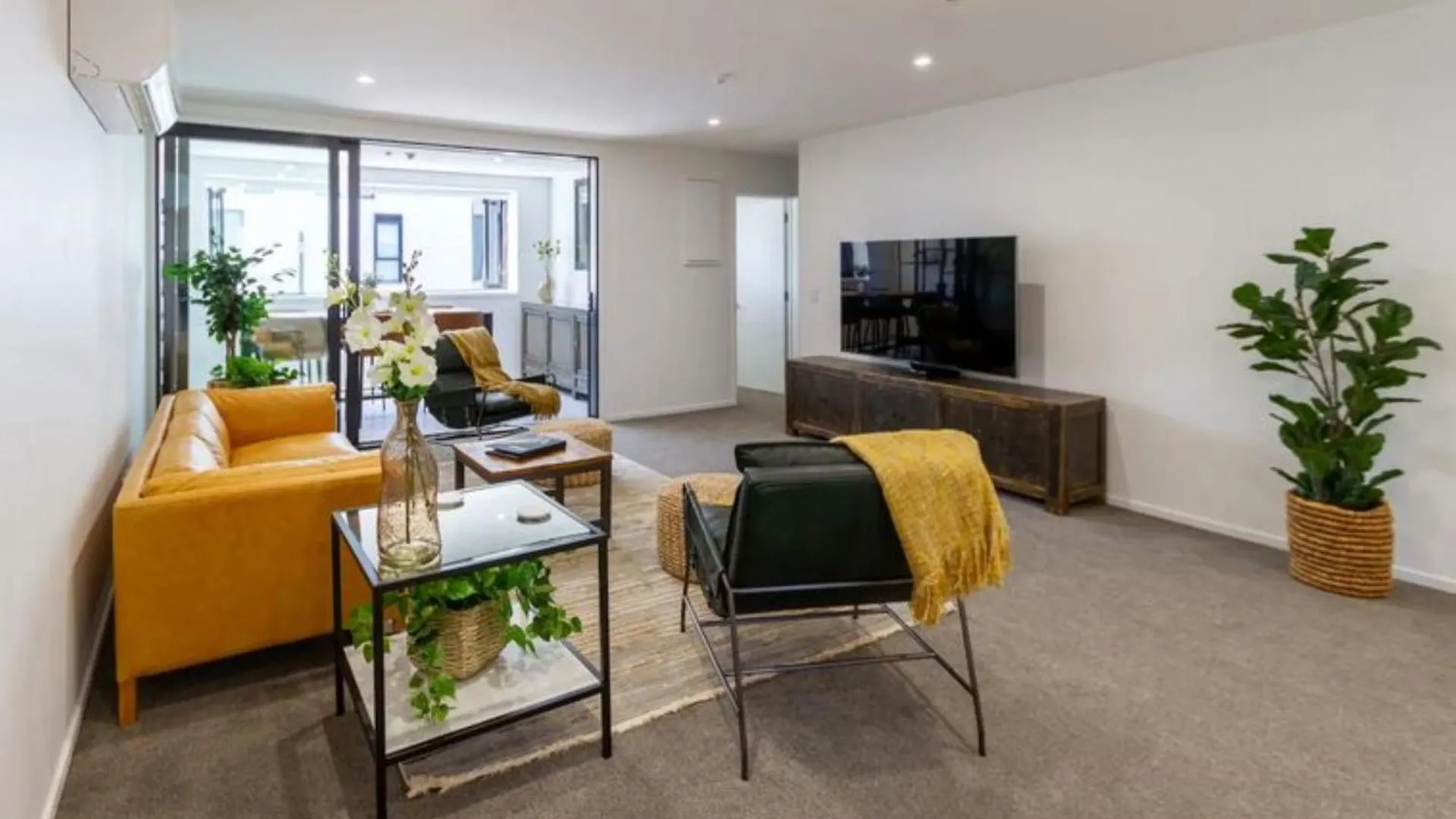 Your Ultimate Getaway Awaits! 3 Bedroom Christchurch New Zealand