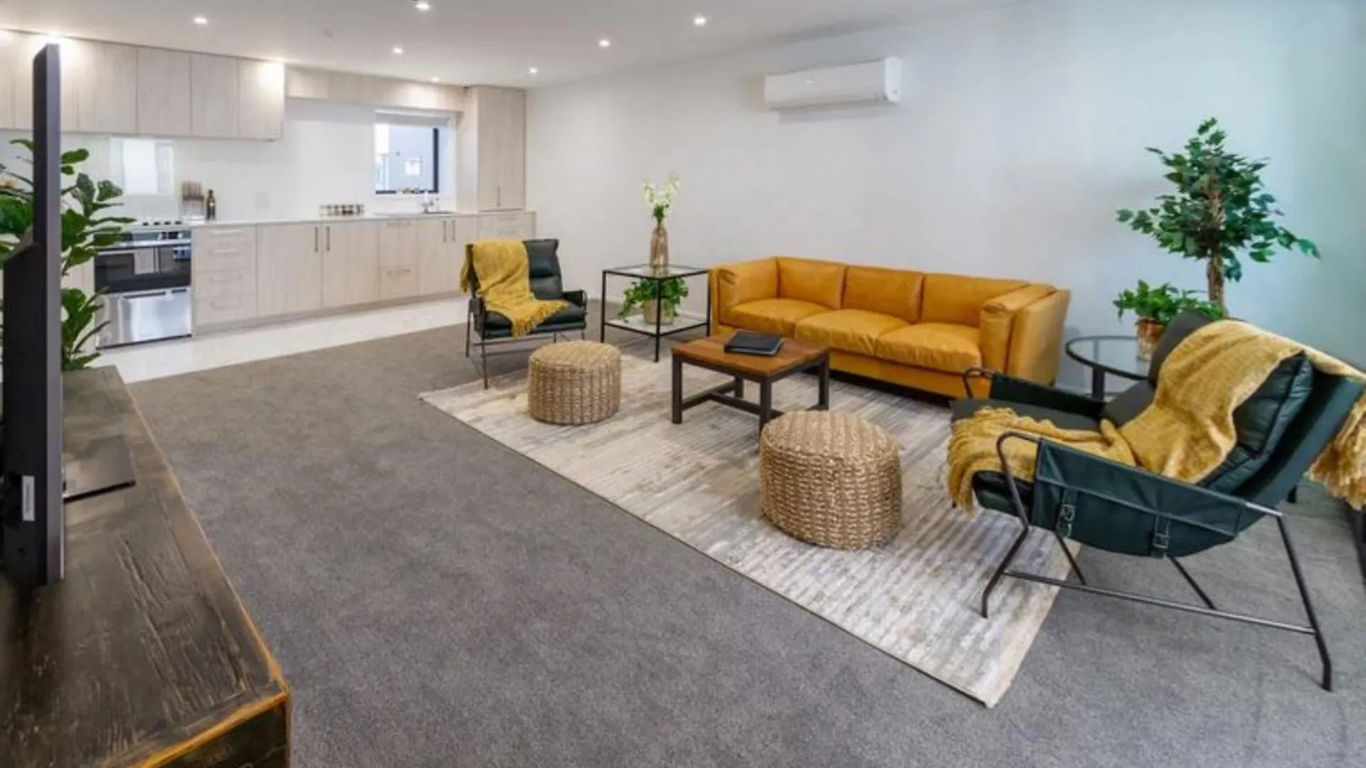 Apartment Your Ultimate Getaway Awaits! 3 Bedroom Christchurch New Zealand
