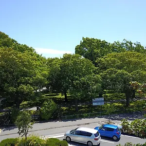 Modern 1 Bedroom Across From Hagley Park Apartment