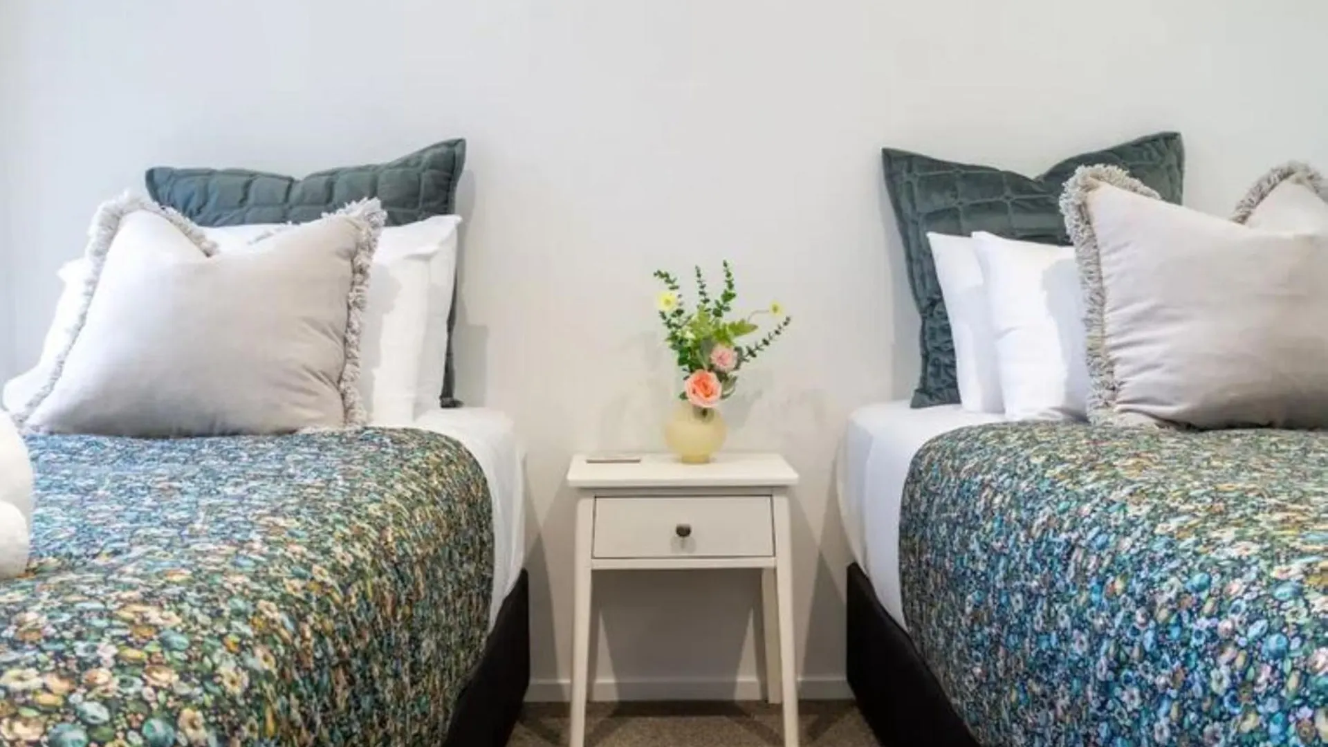 Your Ultimate Getaway Awaits! 3 Bedroom Christchurch